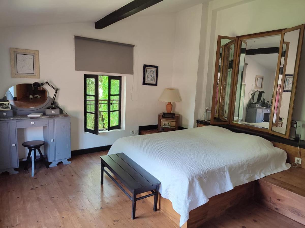 Chambre D'Hotes Le Moulin De Moulis 외부 사진