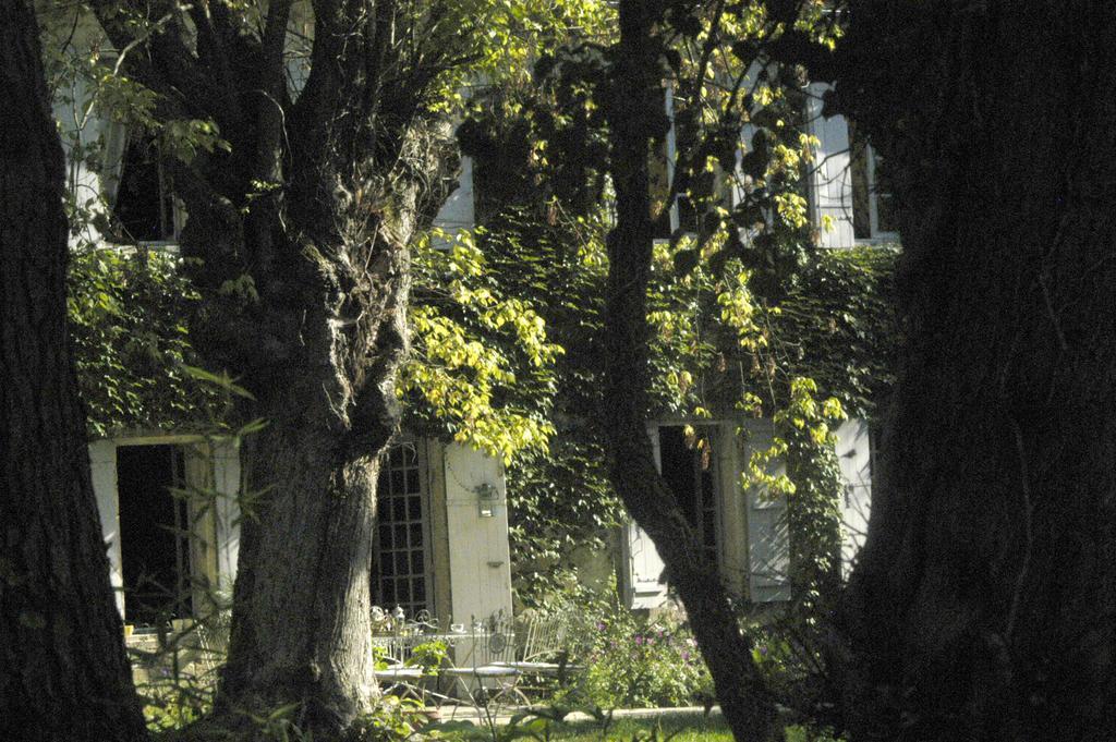 Chambre D'Hotes Le Moulin De Moulis 외부 사진