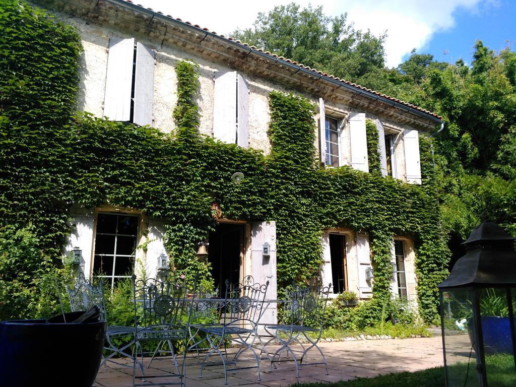Chambre D'Hotes Le Moulin De Moulis 외부 사진